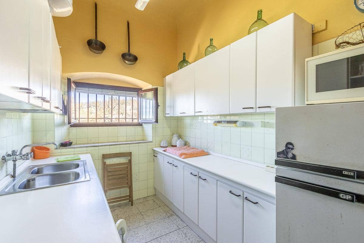 Finca/Casa Rural de 10 habitaciones en Granada ciudad en venta - 675.000 € (Ref: 9129925)