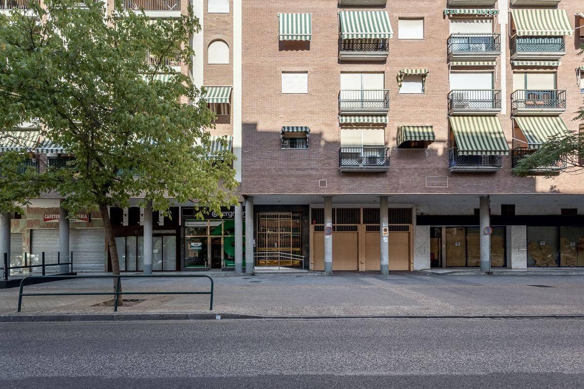 3 bedroom Flat for sale in Granada city - € 349,000 (Ref: 9134658)