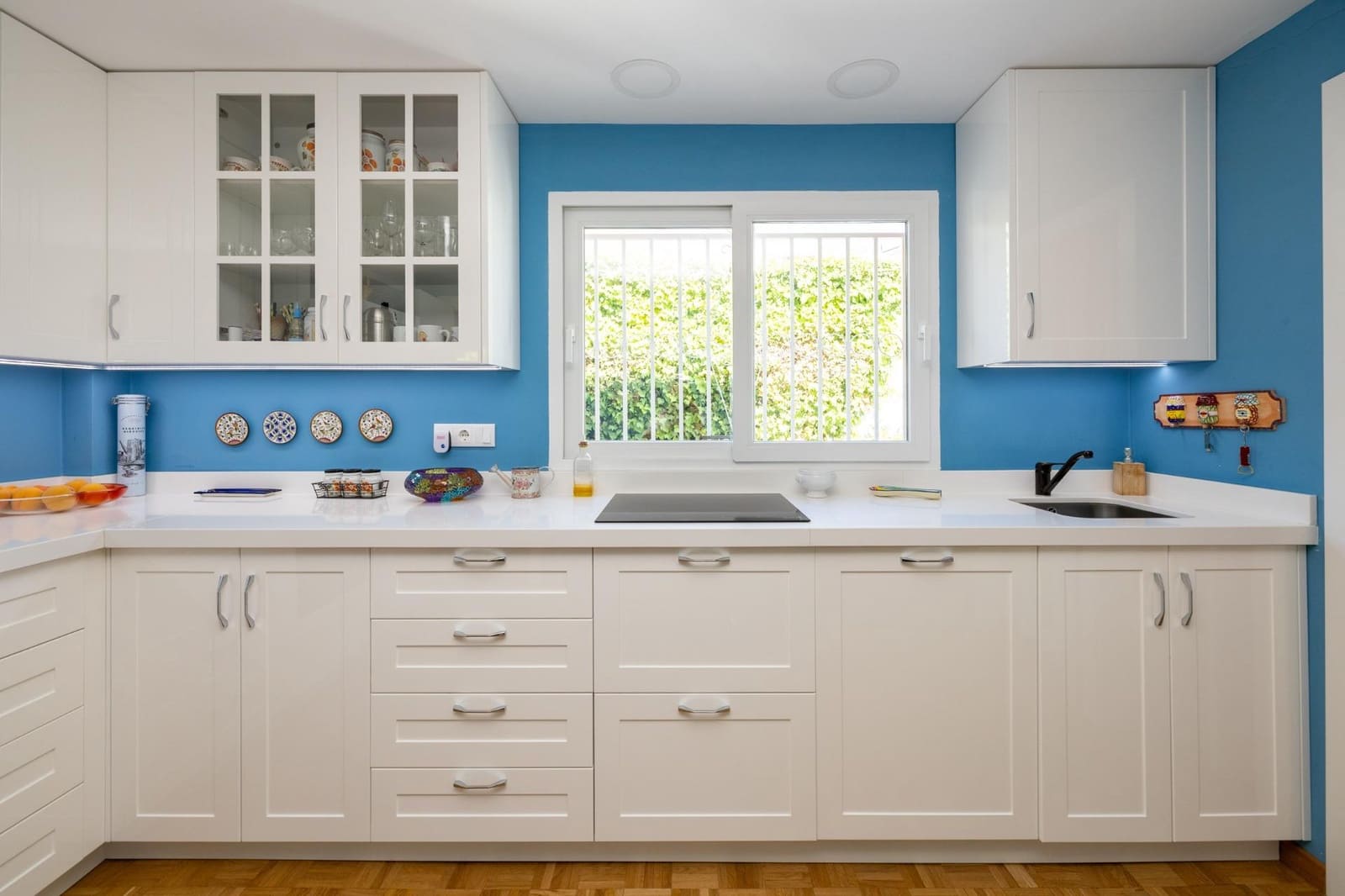 4 slaapkamer Villa te koop in Pinos Genil met zwembad - € 420.000 (Ref: 9137352)