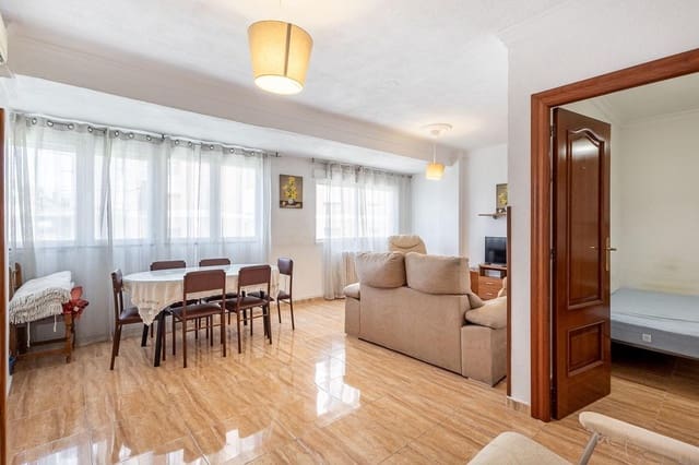 3 soveværelse Lejlighed til salg i Pajaritos - Plaza de Toros, Granada by - € 259.000 (Ref: 9141784)