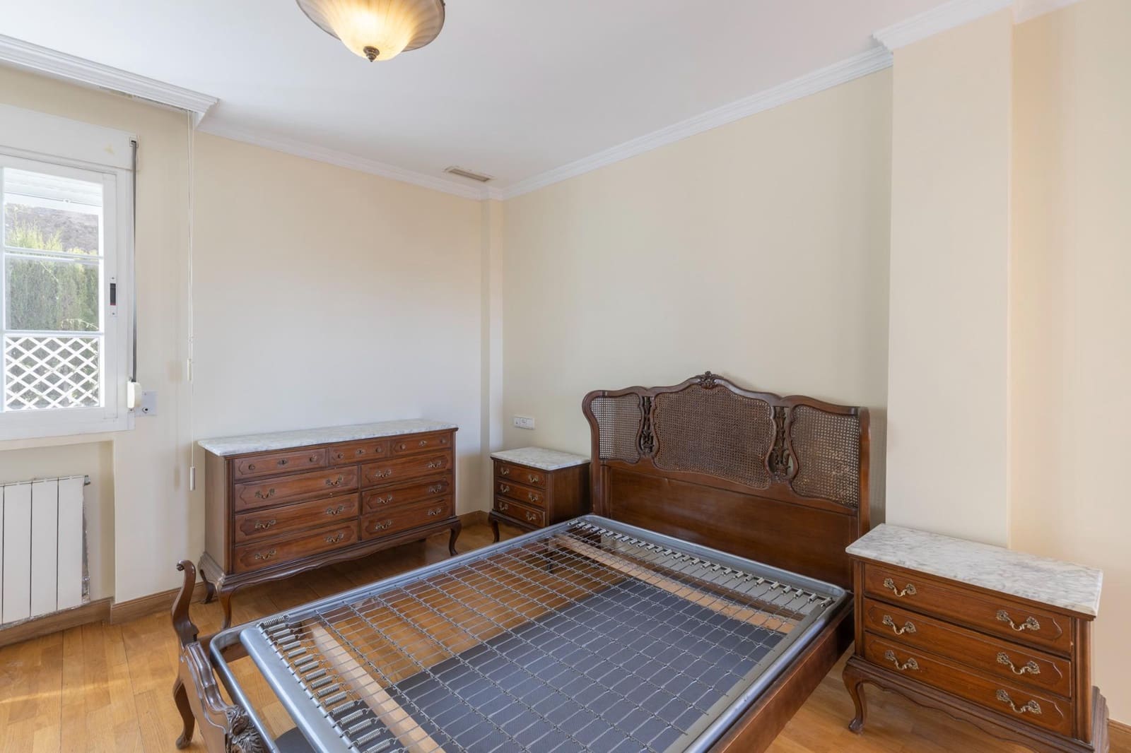 4 soverom Rekkehus til salgs i Granada by med svømmebasseng garasje - € 565 000 (Ref: 9141785)