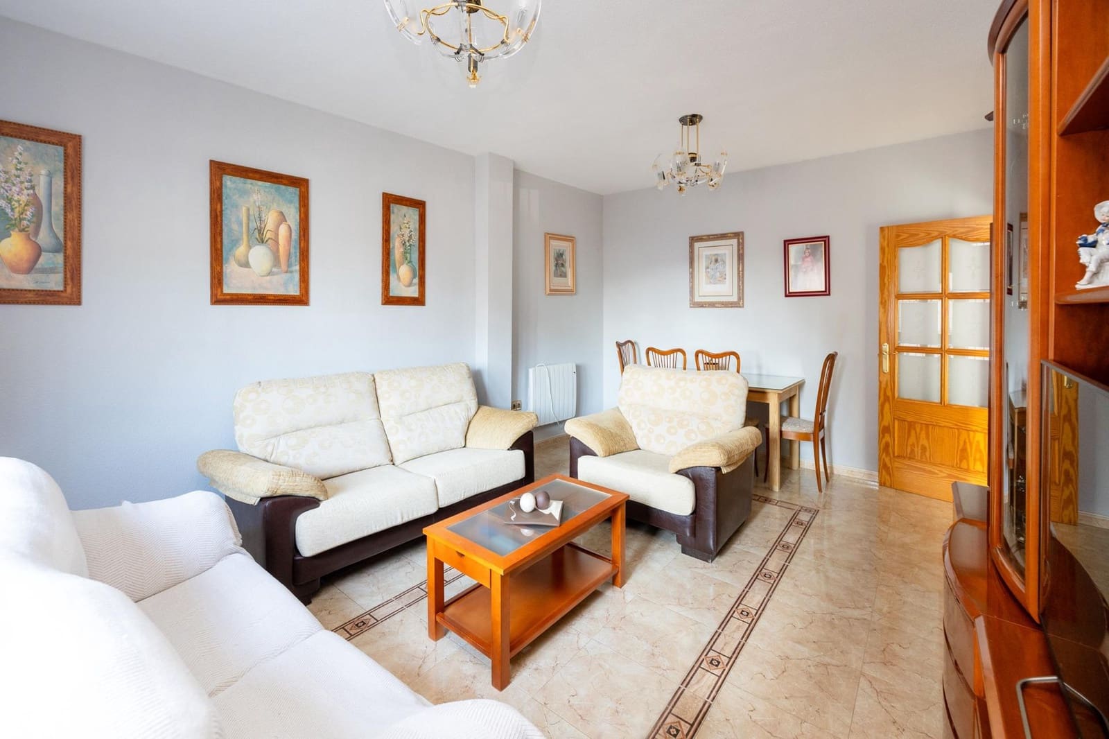 5 bedroom Villa for sale in Vegas del Genil with garage - € 225,000 (Ref: 9143159)