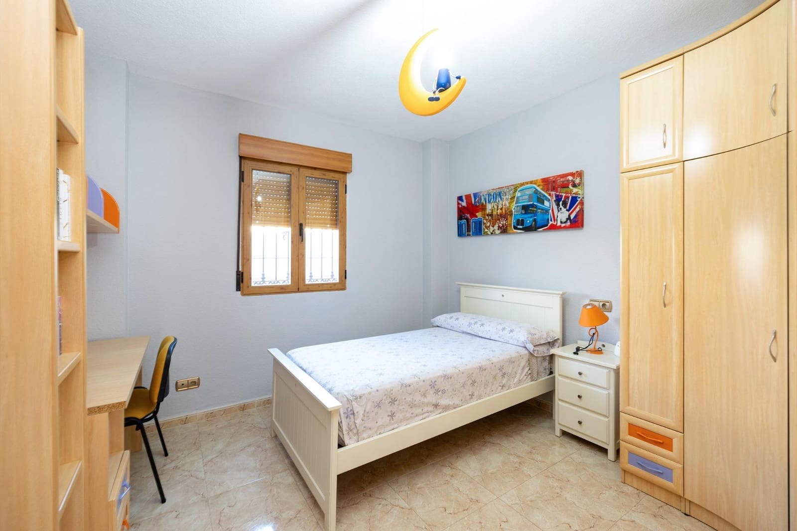 5 bedroom Villa for sale in Vegas del Genil with garage - € 225,000 (Ref: 9143159)