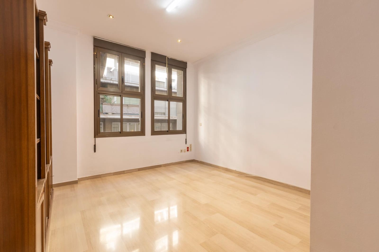 Flat te koop in Granada stad - € 1.350.000 (Ref: 9154315)