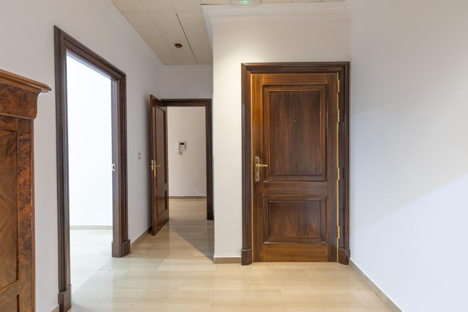 Flat te koop in Granada stad - € 1.350.000 (Ref: 9154315)