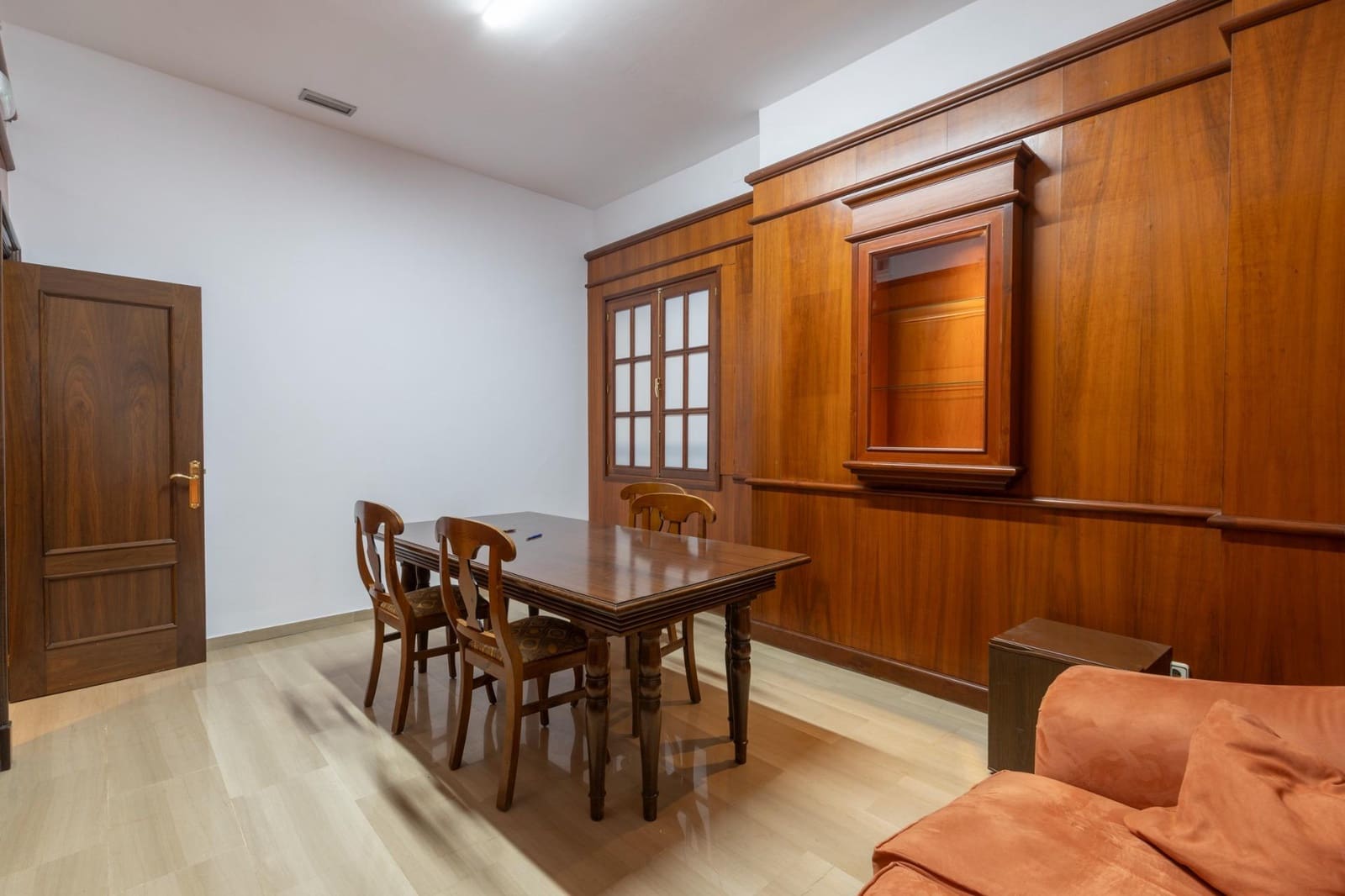 Flat te koop in Granada stad - € 1.350.000 (Ref: 9154315)