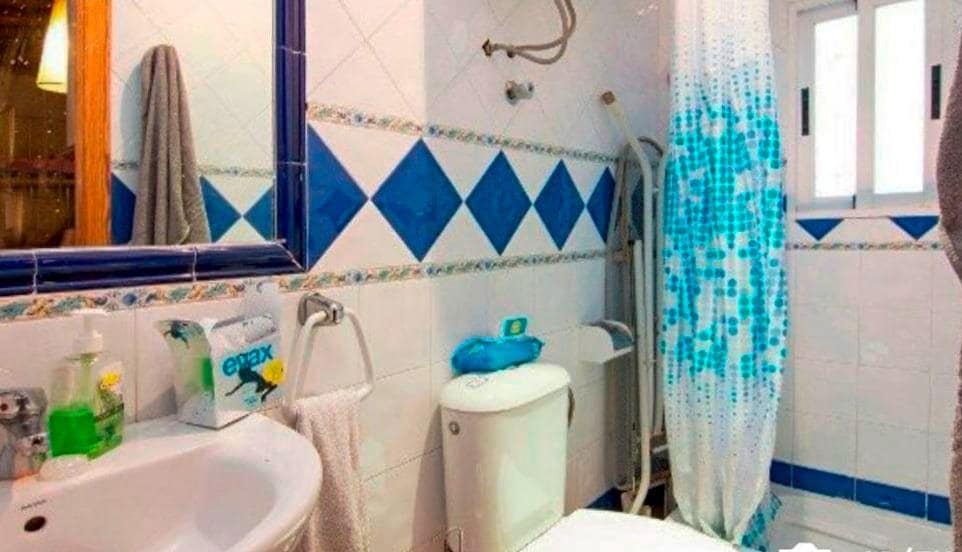 5 quarto Comercial para venda em Granada cidade - 593 000 € (Ref: 9159690)