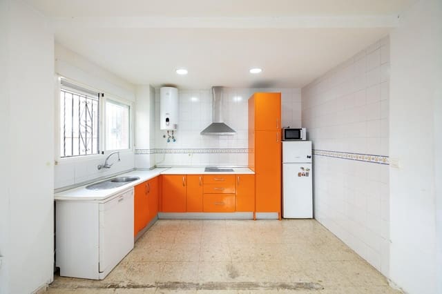 2 soveværelse Lejlighed til salg i Granada by - € 180.000 (Ref: 9163997)