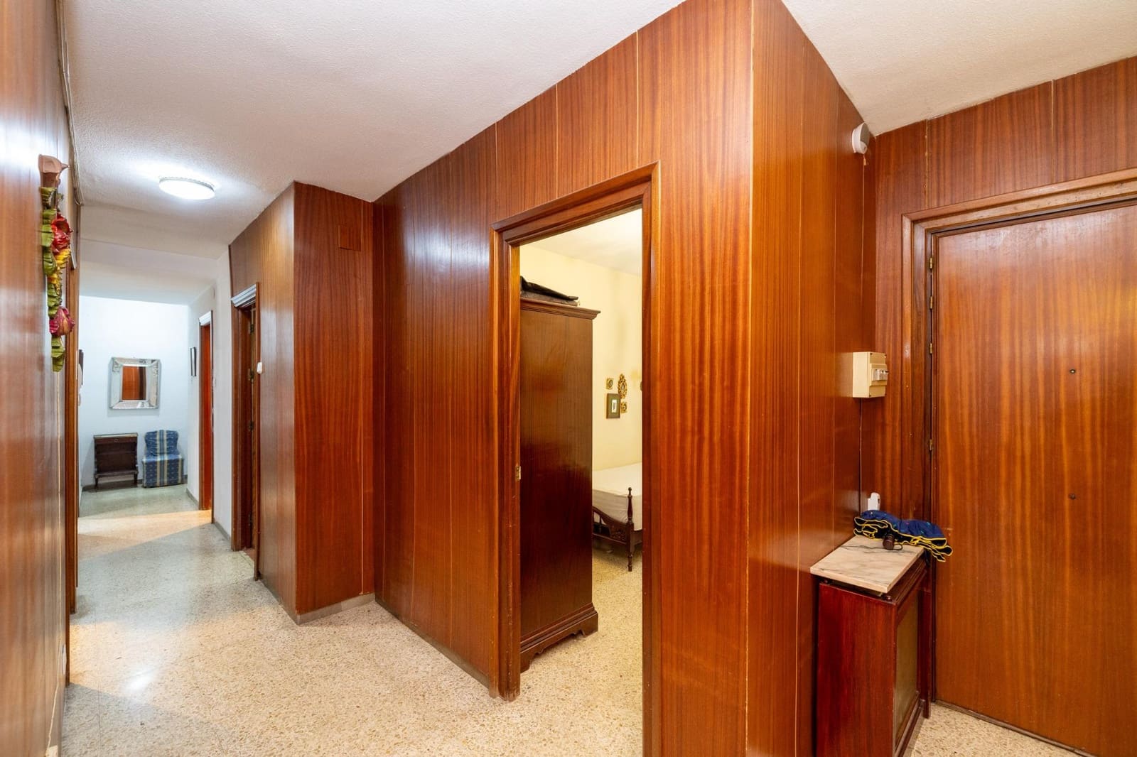 5 slaapkamer Flat te koop in Granada stad met garage - € 340.000 (Ref: 9165968)