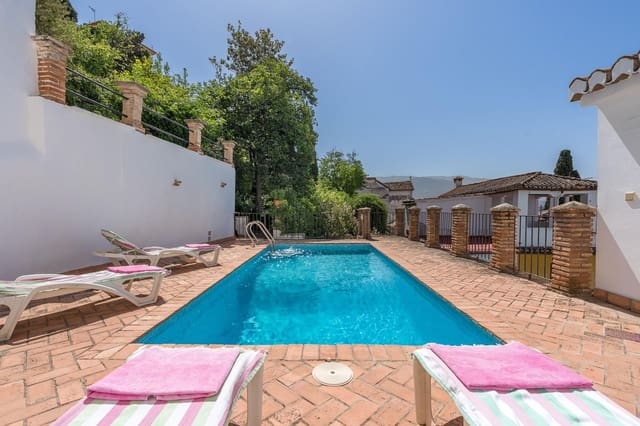 10 slaapkamer Villa te koop in Granada stad met zwembad garage - € 1.300.000 (Ref: 9174914)