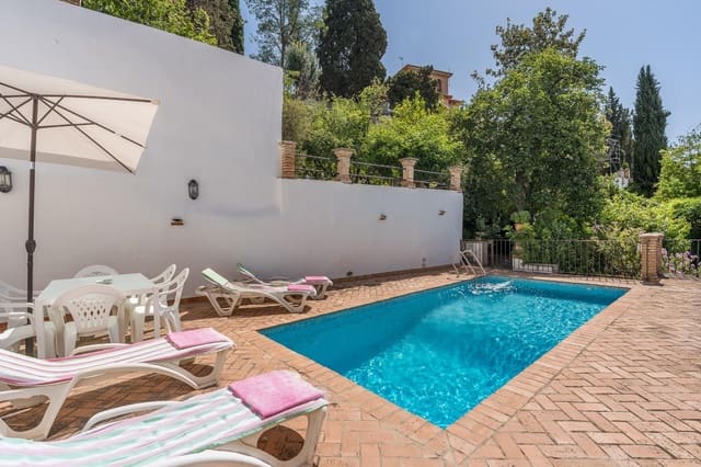 10 slaapkamer Villa te koop in Granada stad met zwembad garage - € 1.300.000 (Ref: 9174914)