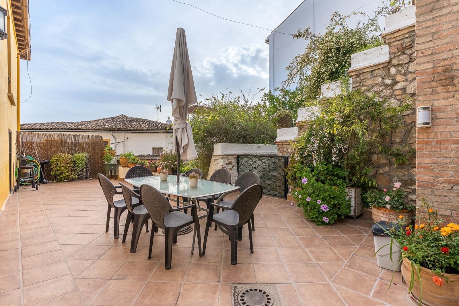 10 quarto Moradia para venda em Granada cidade com piscina garagem - 1 300 000 € (Ref: 9174914)