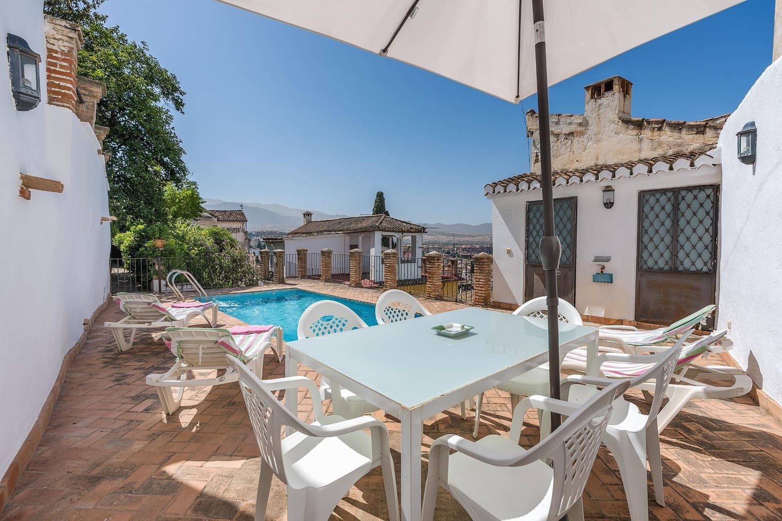 10 quarto Moradia para venda em Granada cidade com piscina garagem - 1 300 000 € (Ref: 9174914)