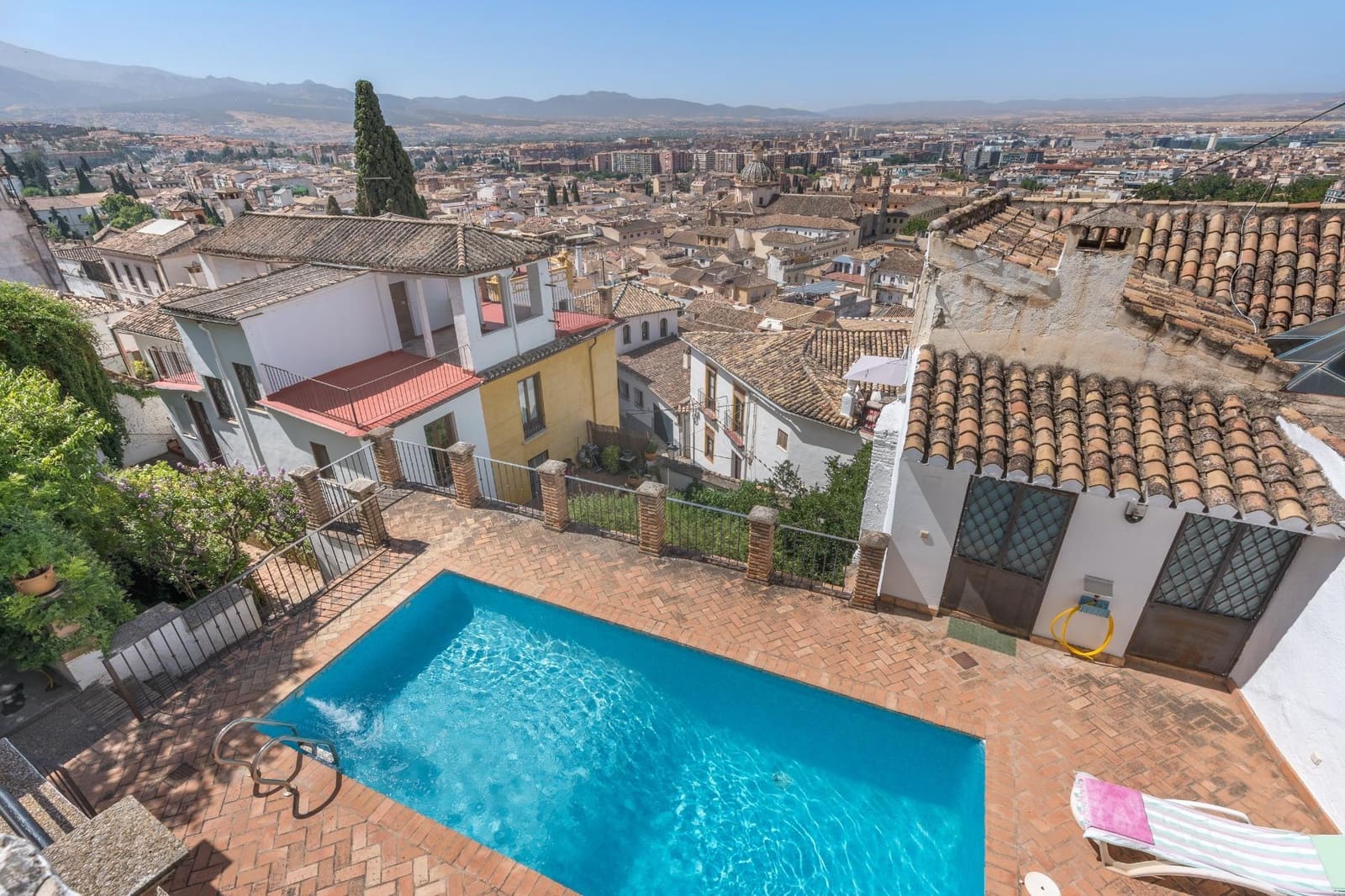10 quarto Moradia para venda em Granada cidade com piscina garagem - 1 300 000 € (Ref: 9174914)