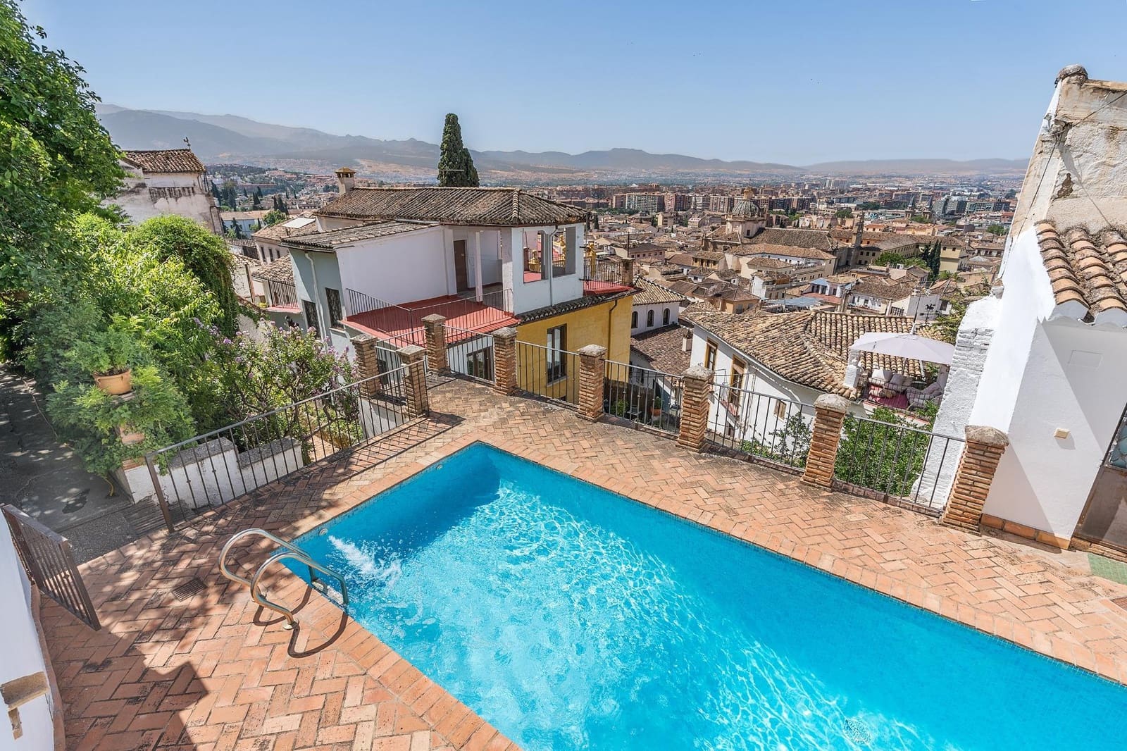 10 quarto Moradia para venda em Granada cidade com piscina garagem - 1 300 000 € (Ref: 9174914)