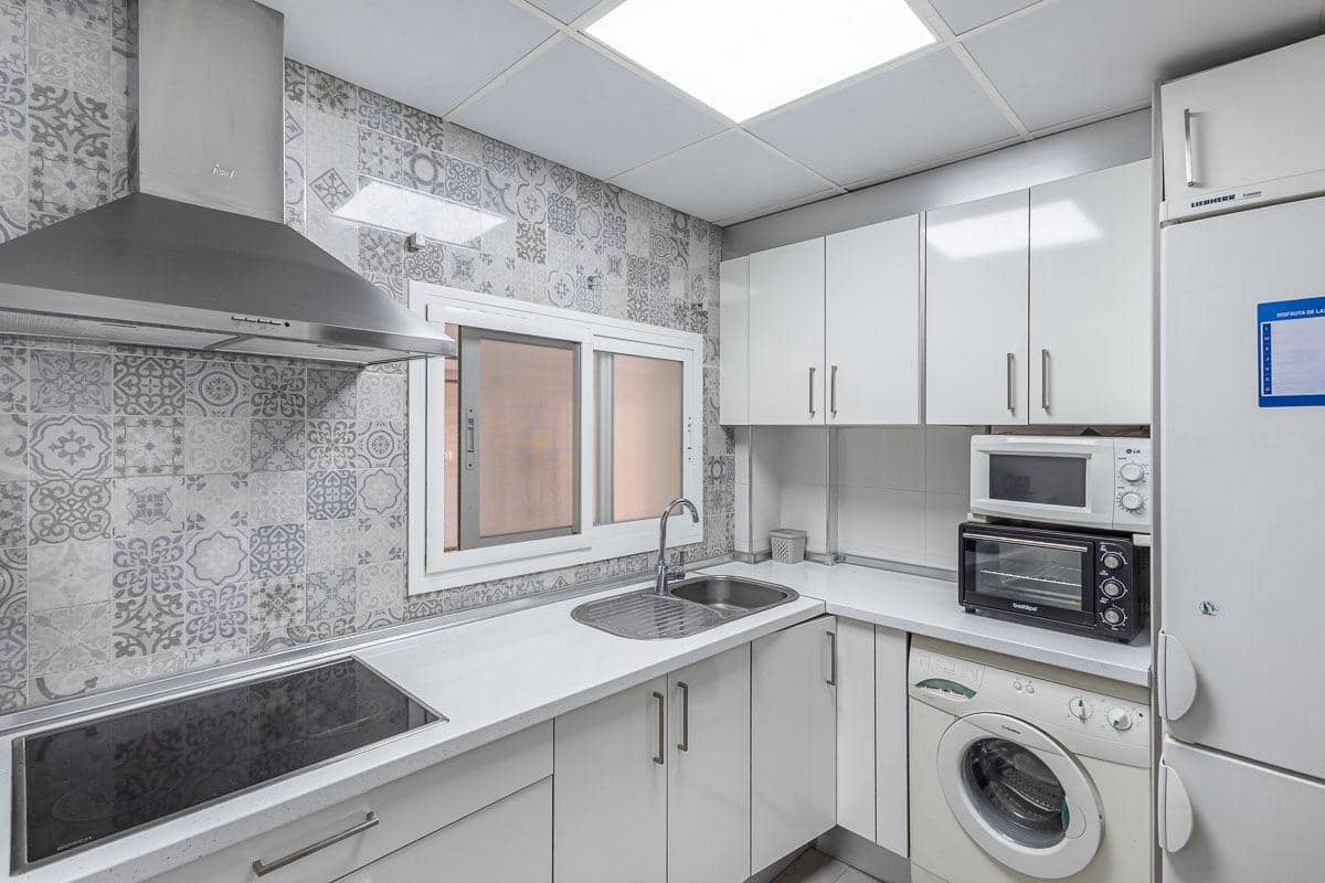 3 bedroom Flat for sale in Granada city - € 195,000 (Ref: 9185654)