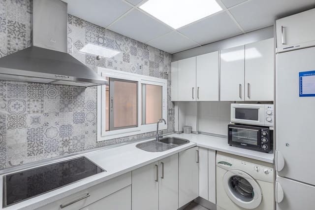 3 bedroom Flat for sale in Granada city - € 195,000 (Ref: 9185654)