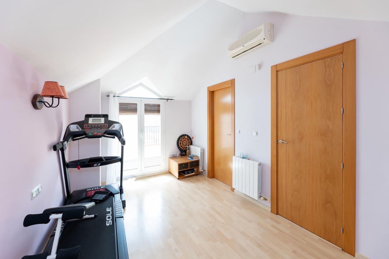 4 chambre Villa/Maison Mitoyenne à vendre à Grenade ville avec piscine garage - 430 000 € (Ref: 9185657)