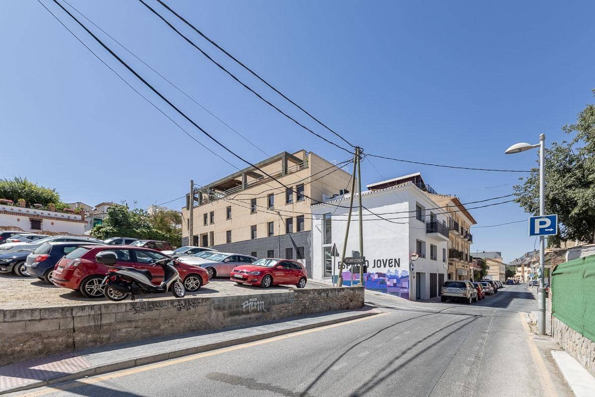 2 soveværelse Lejlighed til salg i Monachil med garage - € 136.900 (Ref: 9187167)