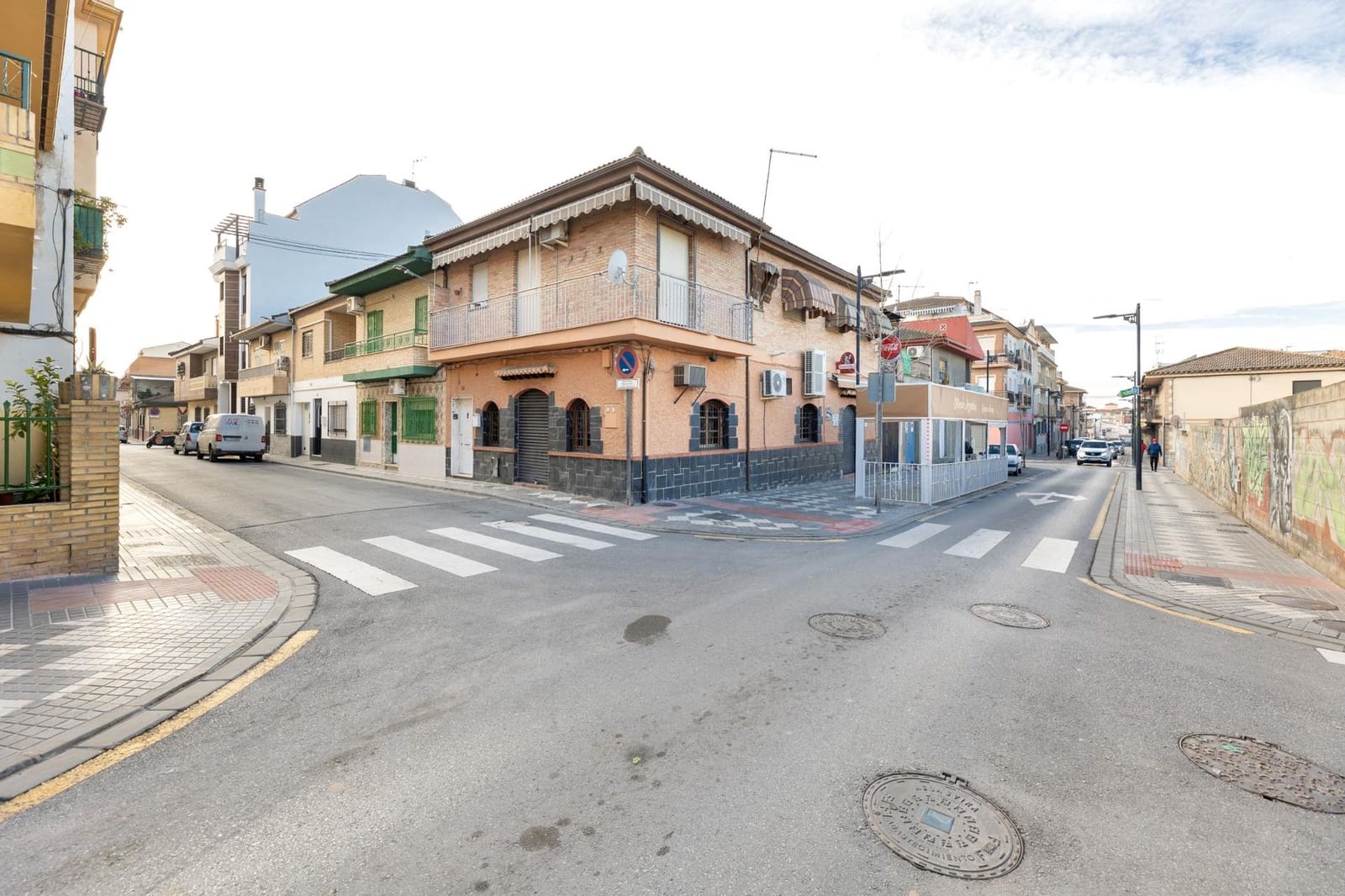 4 makuuhuone Asunto myytävänä paikassa Maracena mukana 
autotalli - 244 900 € (Ref: 9192555)