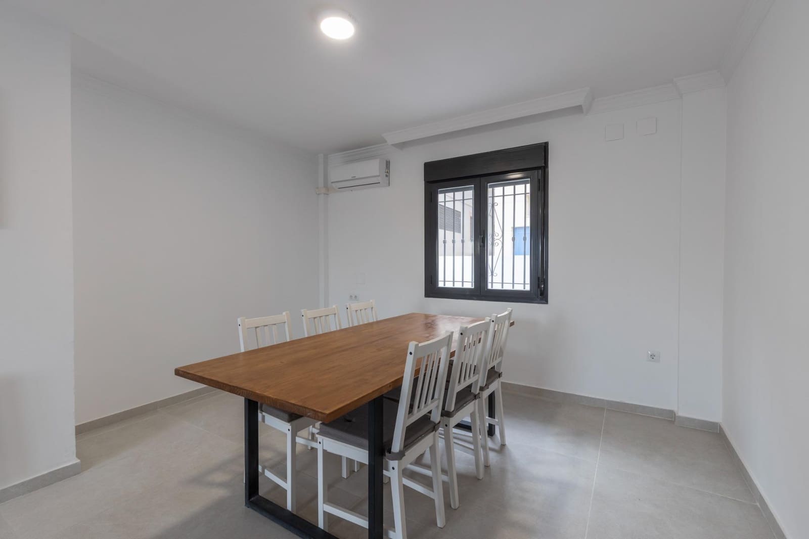 6 soveværelse Byhus til salg i Monachil - € 365.000 (Ref: 9202611)