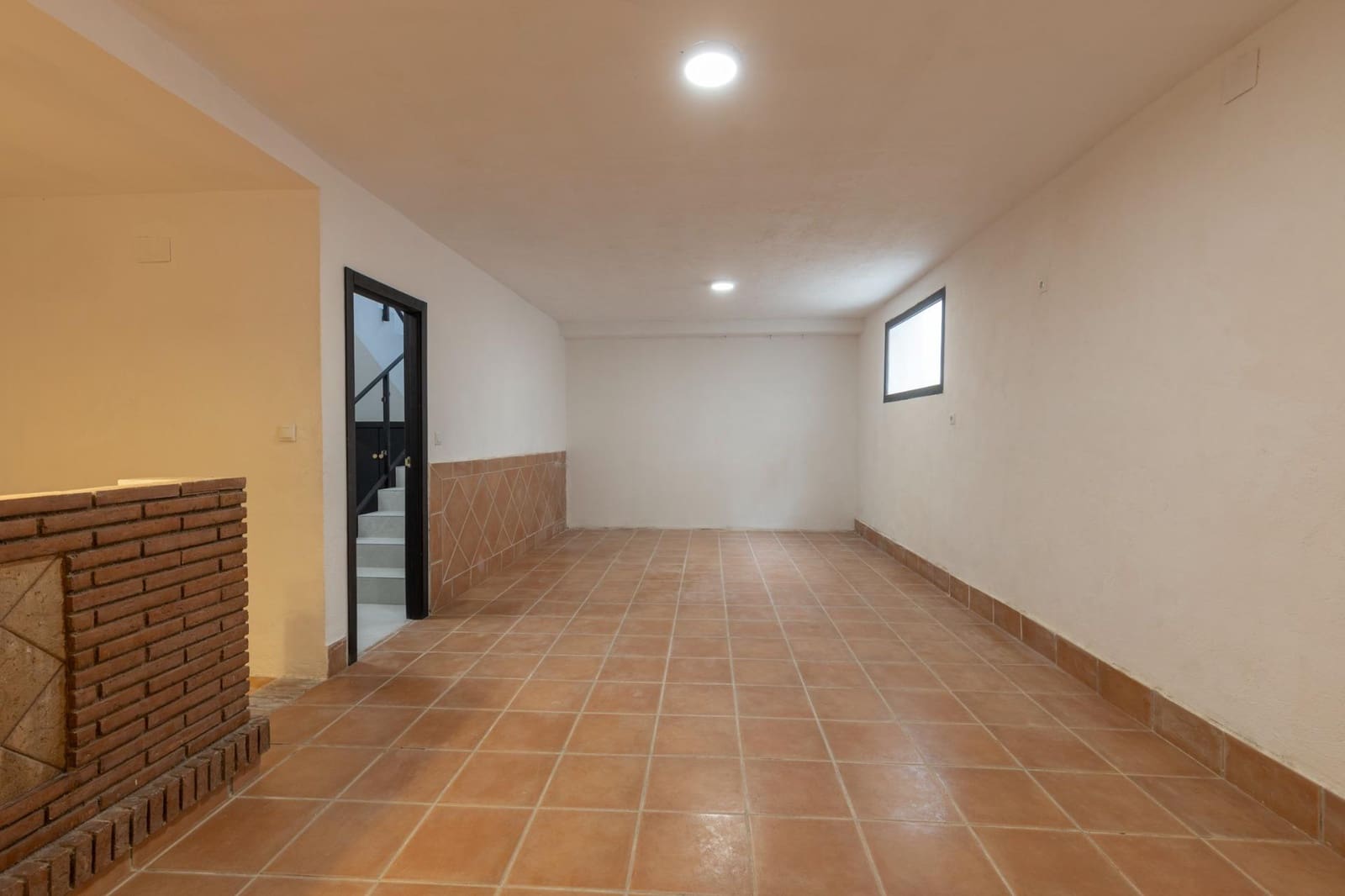 6 soveværelse Byhus til salg i Monachil - € 365.000 (Ref: 9202611)