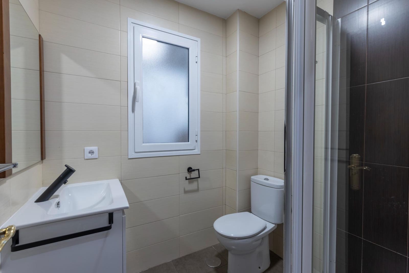 2 bedroom Flat for sale in Granada city - € 249,000 (Ref: 9204796)