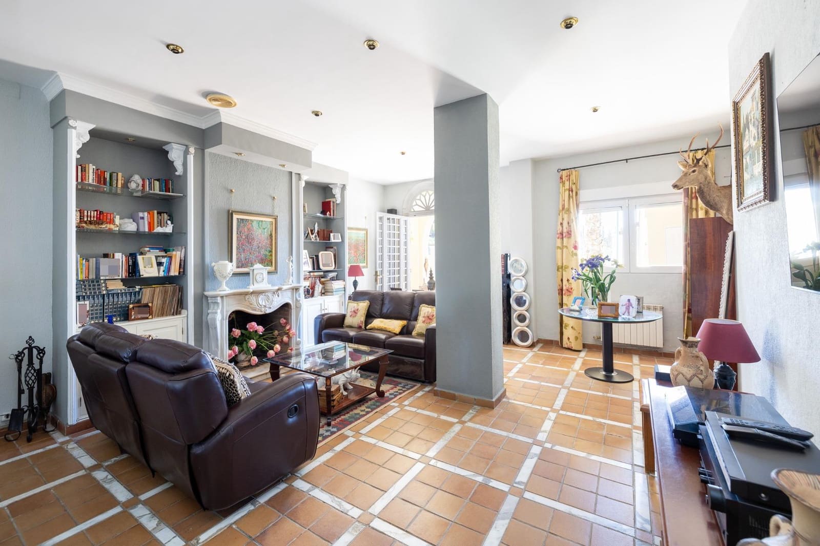 Chalet de 5 habitaciones en Granada ciudad en venta con piscina garaje - 1.100.000 € (Ref: 9204799)