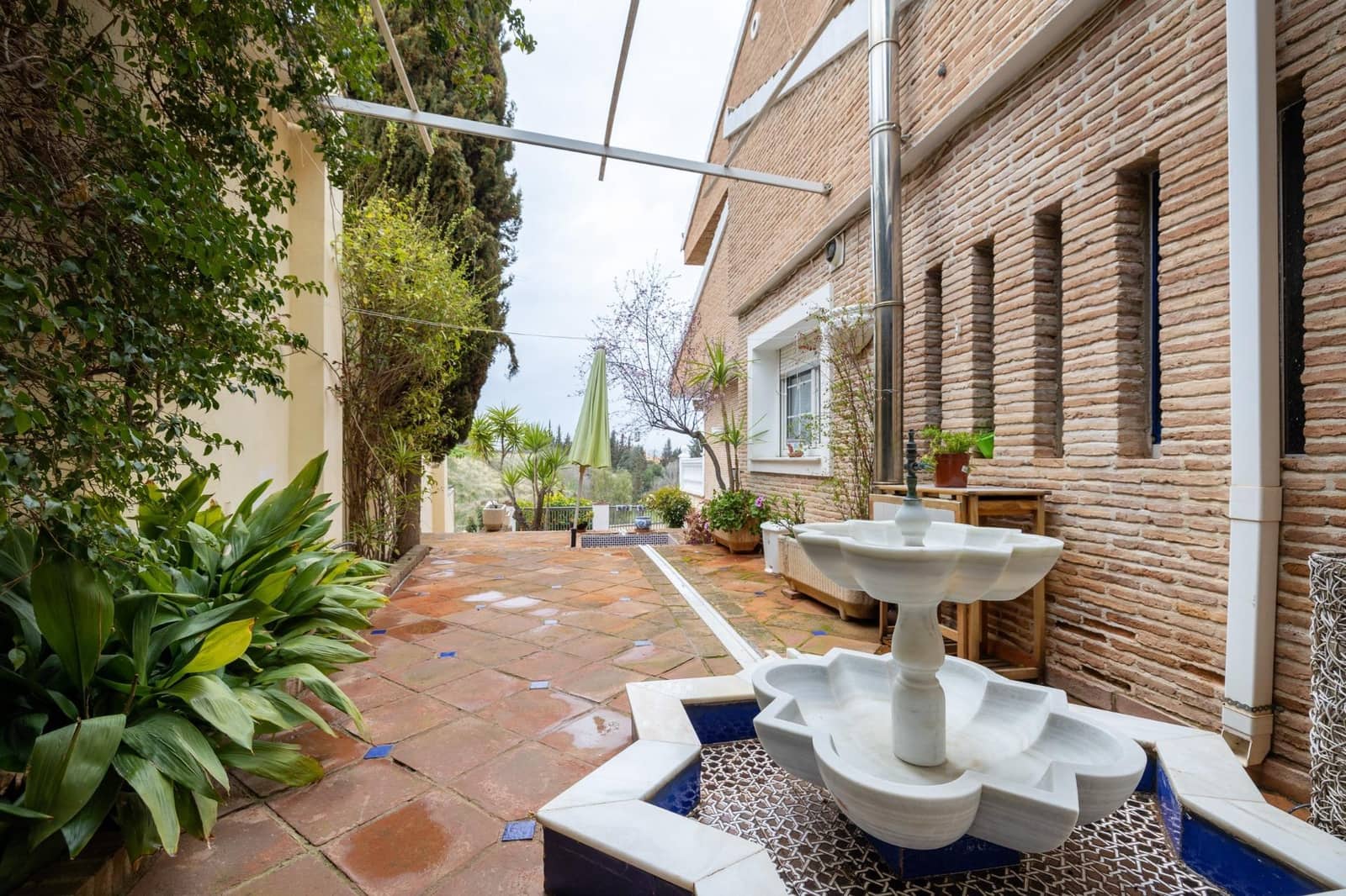 Chalet de 5 habitaciones en Granada ciudad en venta con piscina garaje - 1.100.000 € (Ref: 9204799)