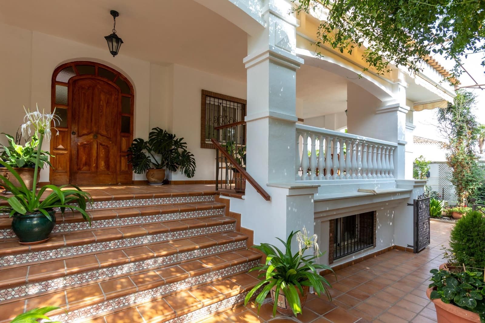 5 bedroom Villa for sale in Motril with pool garage - € 980,000 (Ref: 9215330)