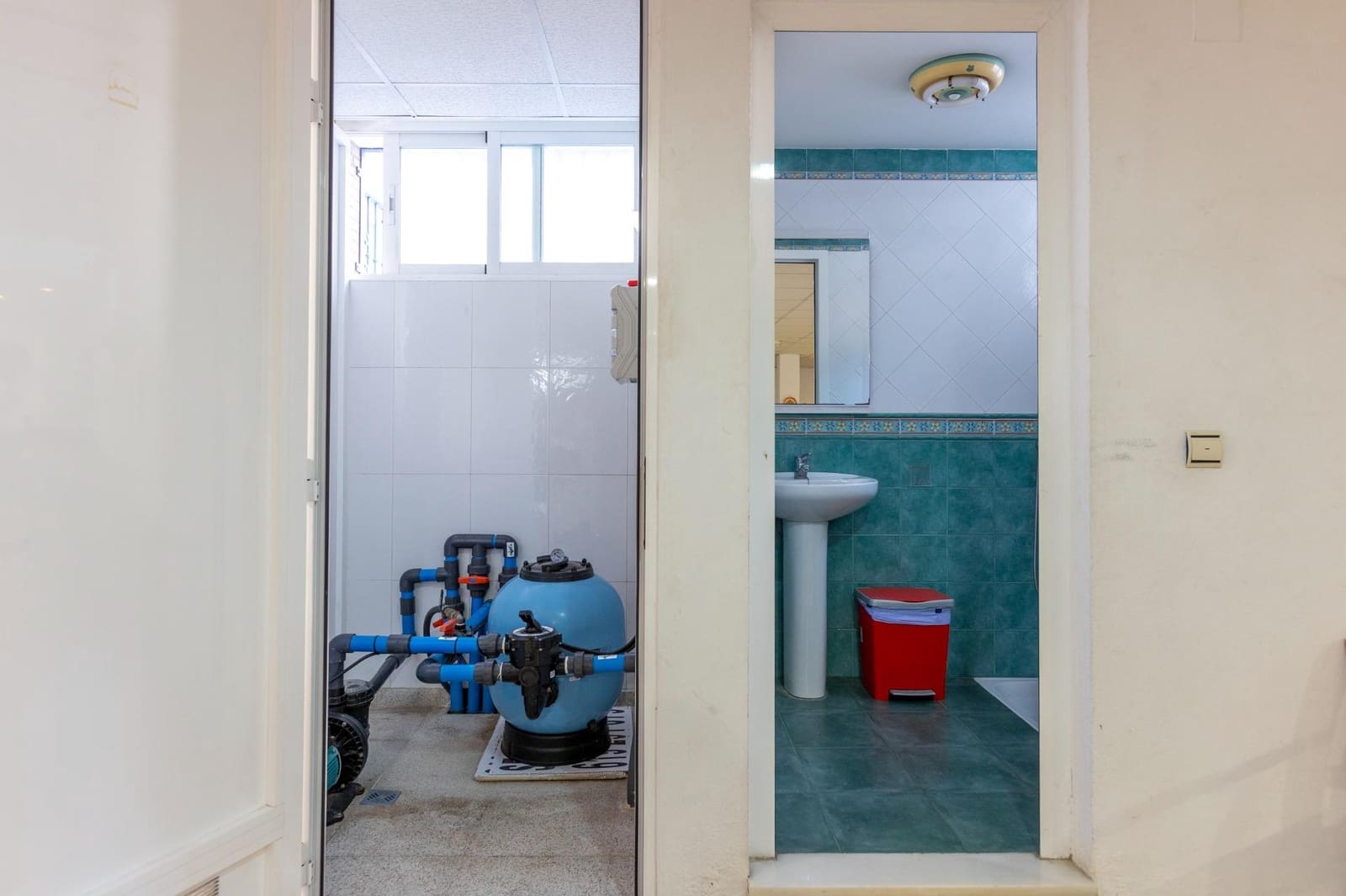 5 bedroom Villa for sale in Motril with pool garage - € 980,000 (Ref: 9215330)