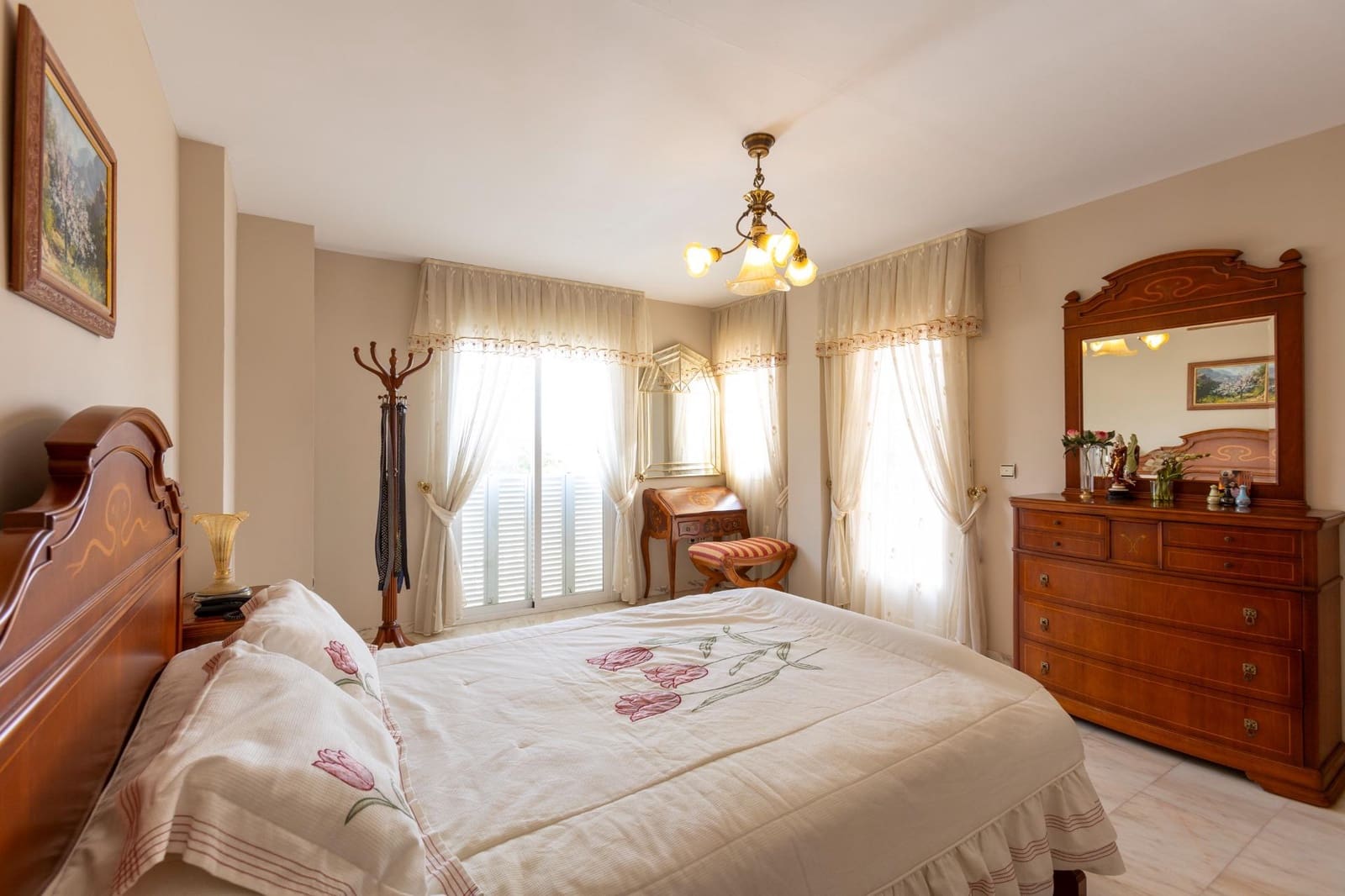 5 bedroom Villa for sale in Motril with pool garage - € 980,000 (Ref: 9215330)