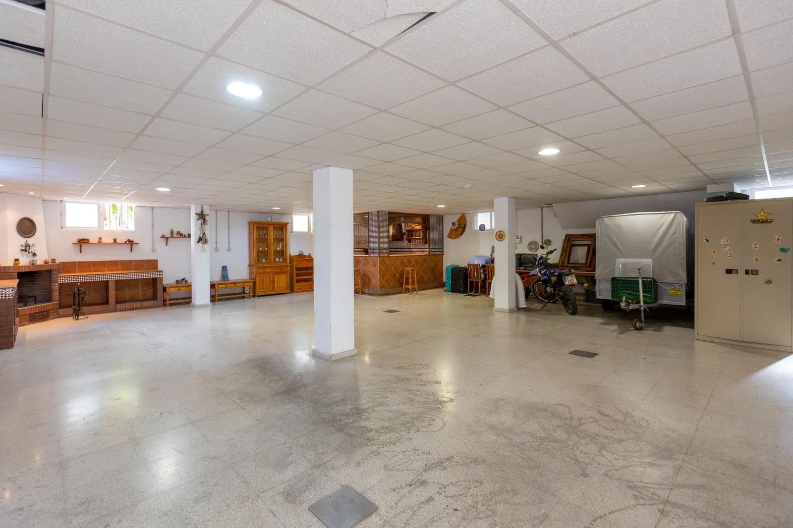 5 bedroom Villa for sale in Motril with pool garage - € 980,000 (Ref: 9215330)