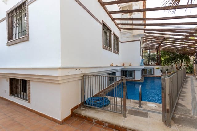 5 sypialnia Willa na sprzedaż w Motril z basenem garażem - 880 000 € (Ref: 9215330)