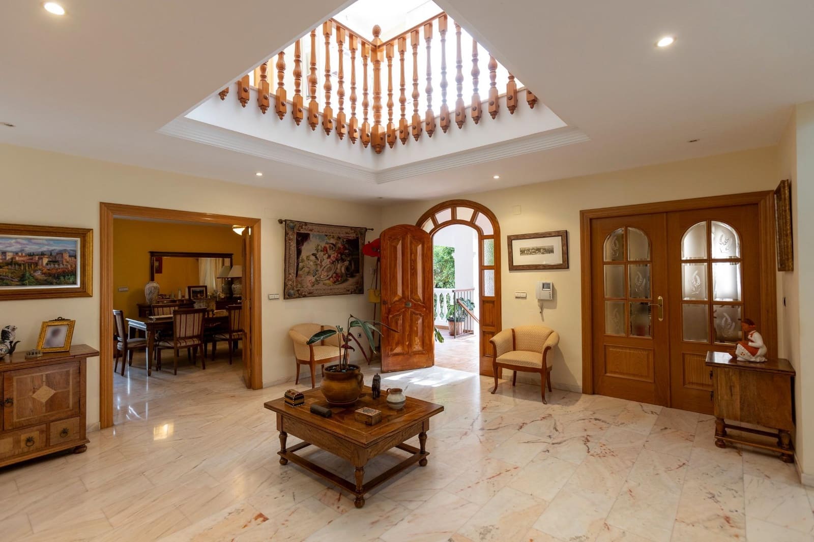 5 bedroom Villa for sale in Motril with pool garage - € 880,000 (Ref: 9215330)