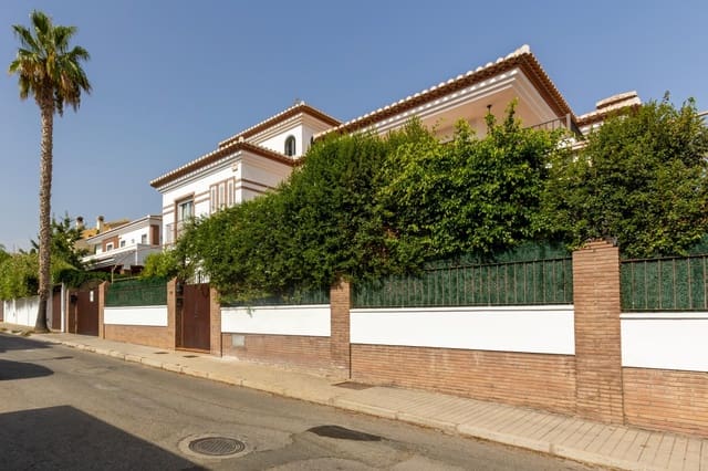 5 sypialnia Willa na sprzedaż w Motril z basenem garażem - 880 000 € (Ref: 9215330)