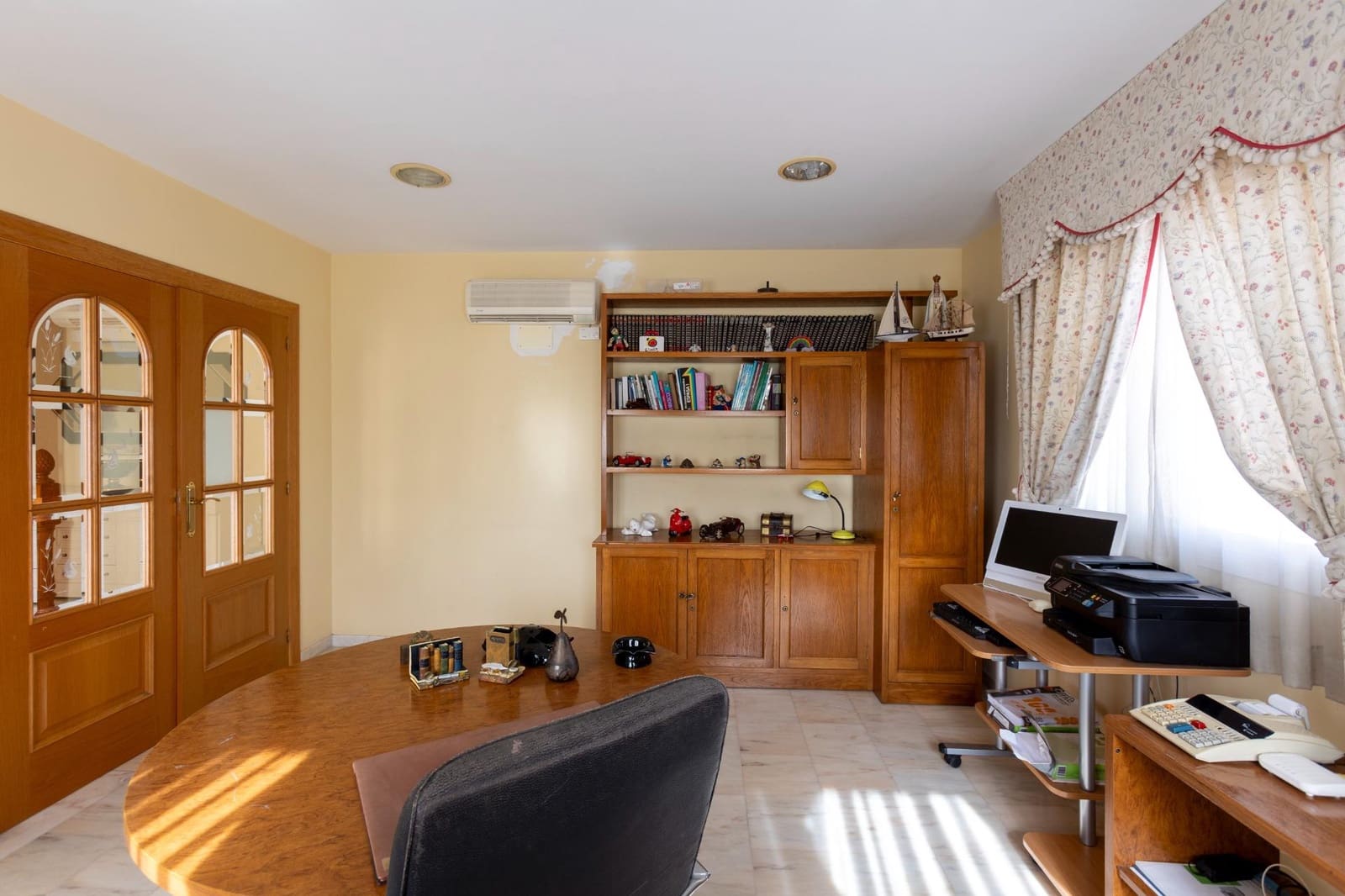 5 bedroom Villa for sale in Motril with pool garage - € 880,000 (Ref: 9215330)