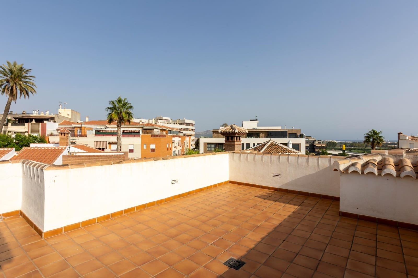 5 bedroom Villa for sale in Motril with pool garage - € 880,000 (Ref: 9215330)