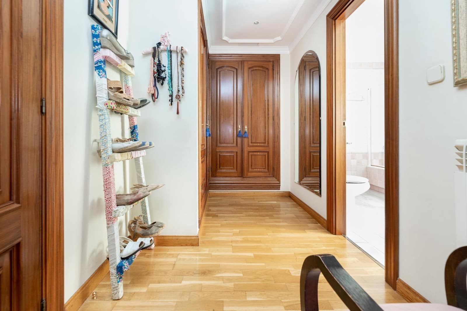 5 soveværelse Semi-Rækkehus til salg i Granada by med swimmingpool garage - € 950.000 (Ref: 9215333)