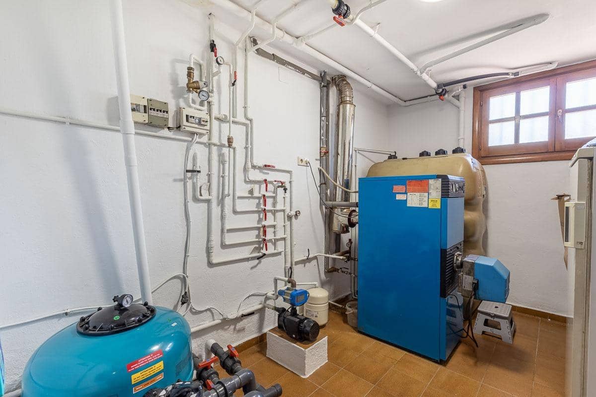 5 soveværelse Villa til salg i Monachil med swimmingpool garage - € 599.000 (Ref: 9217703)