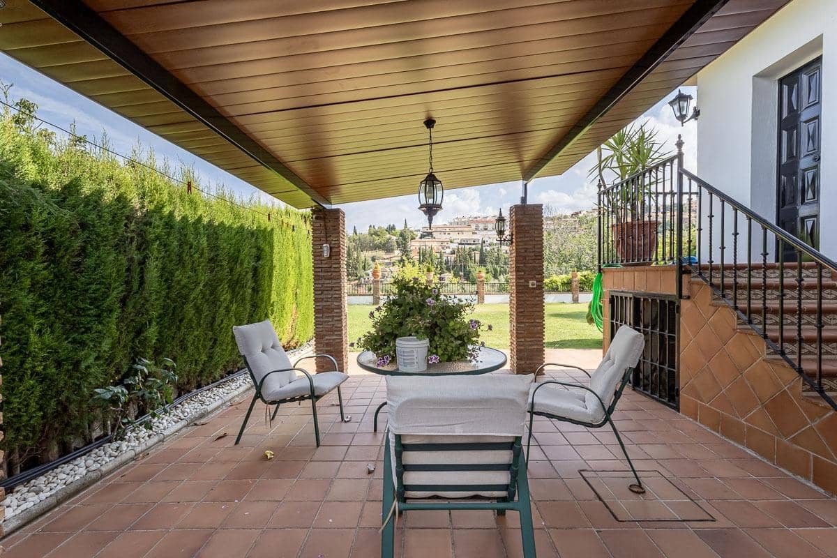 5 soveværelse Villa til salg i Monachil med swimmingpool garage - € 599.000 (Ref: 9217703)