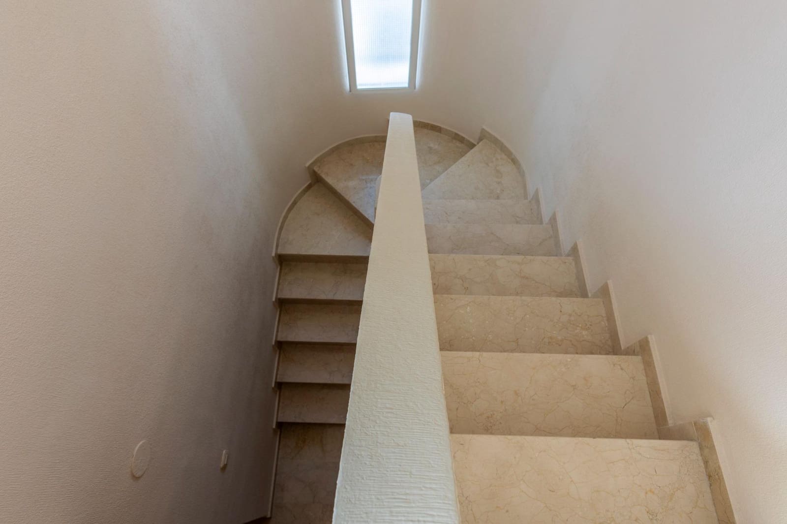 3 sypialnia Dom szeregowy na sprzedaż w Almunecar z basenem garażem - 274 900 € (Ref: 9228771)