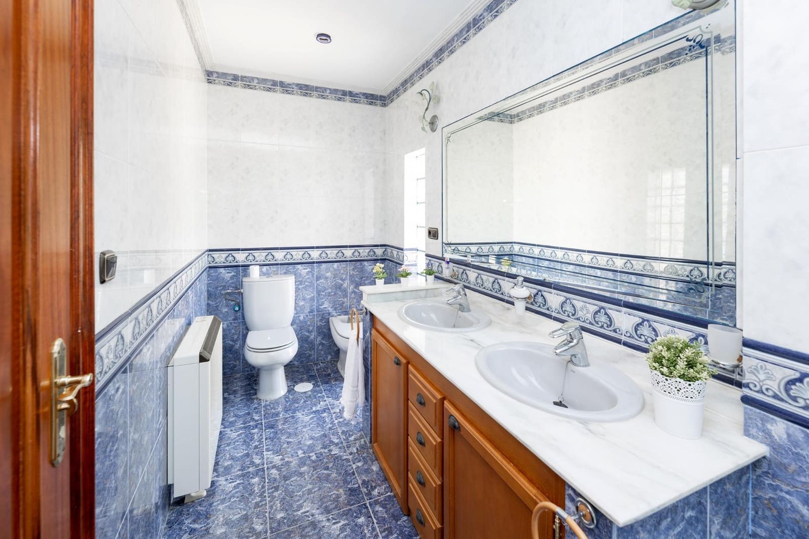 5 quarto Moradia para venda em Albolote com piscina garagem - 430 000 € (Ref: 9240293)