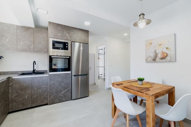 3 bedroom Flat for sale in Granada city - € 219,900 (Ref: 9240294)