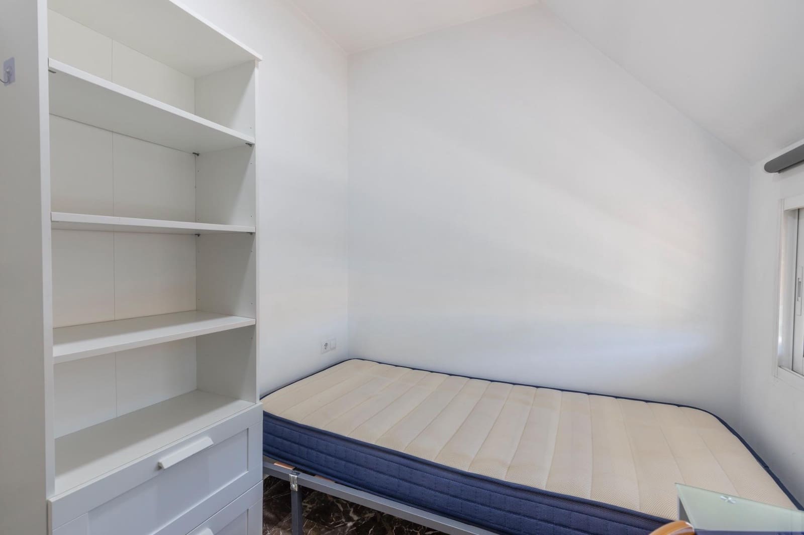 4 soverom Penthouse til salgs i Granada by - € 295 000 (Ref: 9243272)