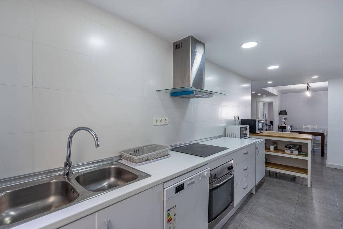 5 Zimmer Wohnung zu verkaufen in Granada Stadt - 525.000 € (Ref: 9247151)