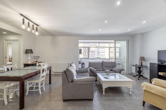 5 Zimmer Wohnung zu verkaufen in Granada Stadt - 525.000 € (Ref: 9247151)