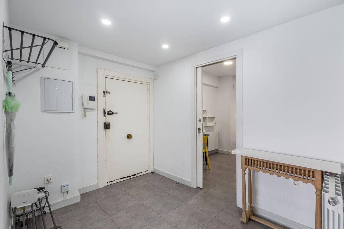 5 Zimmer Wohnung zu verkaufen in Granada Stadt - 525.000 € (Ref: 9247151)