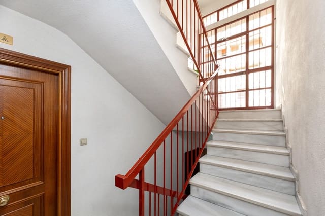 2 chambre Appartement à vendre à Cenes de la Vega avec garage - 117 000 € (Ref: 9255202)