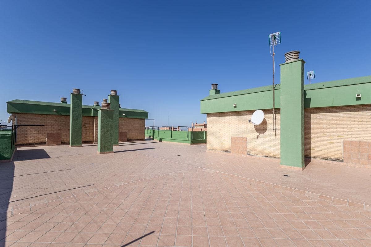 4 soverom Leilighet til salgs i Granada by - € 295 000 (Ref: 9257593)